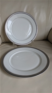 Palatial Platinum two dinner plates set by MIKASA
