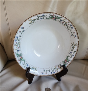 Wellesley Excel large serving bowl floral decor