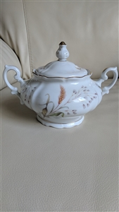 Preowned vintage JAGN Bavaria Germany wheat and white floral porcelain lidded sugar bowl