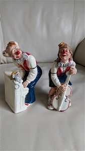 Juds Pastime Clowns playing musical instruments