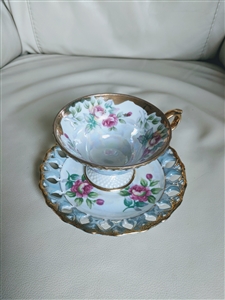 Norcrest teacup and saucer roses lusterware Japan elegant pastel design