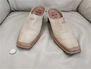 Relax Ara Germany Flex heel platform women shoes in an elegant tan leather design