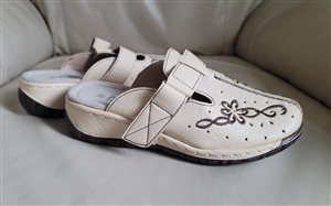 Comfortable Clog style women shoes slip on elegant old stock new shoes for any occasion EU