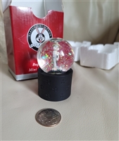 Preowned vintage 1999 Warner Bros Bugs Bunny mini snow globe in original box