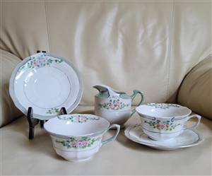 Lustreware teacups saucers and creamer set Japan elegant pattern vintage porcelain