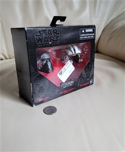Star Wars Black Series Kylo and Poe diecast helmet collectible display