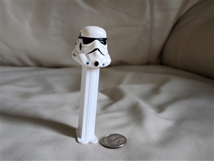 vintage 1997 Stormtrooper PEZ dispenser Star Wars collectible
