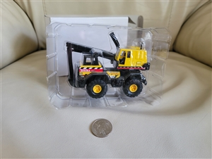 Tonka Mighty 748 Excavator Back Hoe with box toy gifts for any occasion collectible home decor