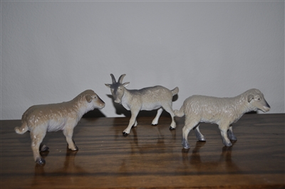 Farm animals toy TM production goats and sheep 1999 collectible display