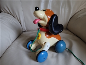 Pull toy dog 2001 Tomy toys barking vintage toy great Retro style gift idea